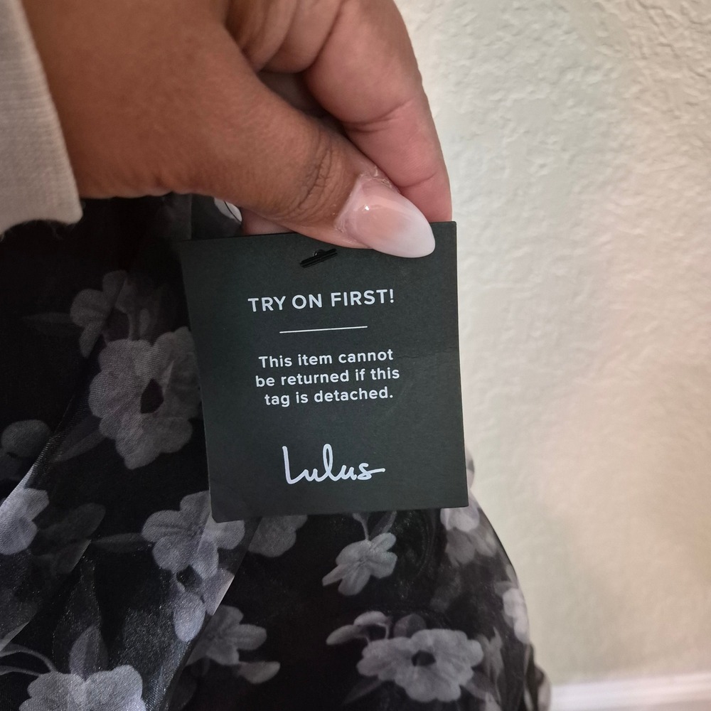 Lulus Floral Mesh Ruched Bodycon Mini Dress NWT M Black Gray Party Night Out - Picture 2 of 10